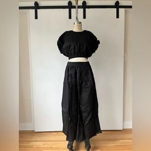 DISSH • BONNIE BLACK BUBBLE CROP TOP • SIZE 2 • never worn!!
